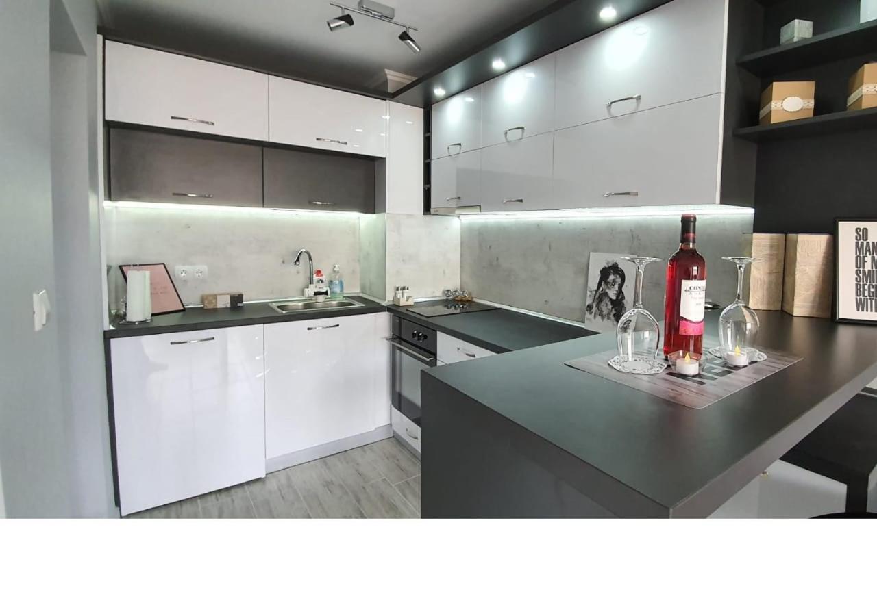 K&K Stylish Elegance Apartment Burgas City Exterior foto